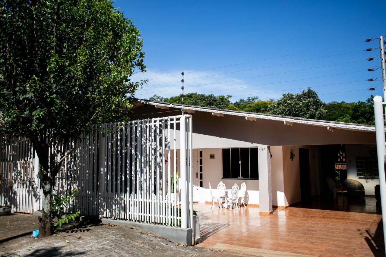 Cachoeira dos pássaros Foz do Iguaçu Exterior foto