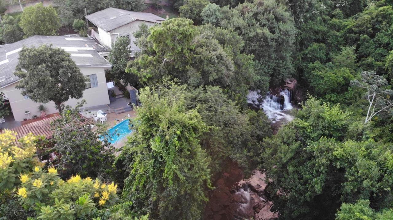 Cachoeira dos pássaros Foz do Iguaçu Exterior foto